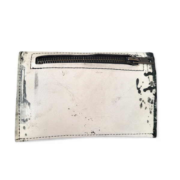 Tabakera kožna the rebel in me will never die